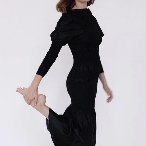 Club Monaco silk semi sheer, long sleeves Blouse size Small - Picture 11 of 11